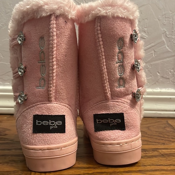 NWT Toddler Girls Bebe Pink Furry Boots - Picture 3 of 6